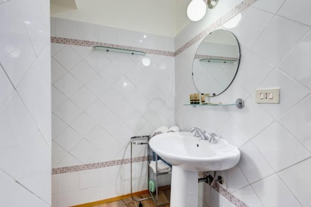 Al Ghetto Da Sarah Apartment Rome Luaran gambar